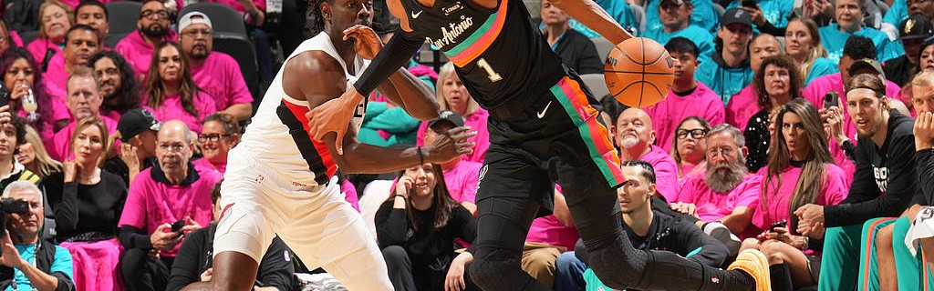 转身华丽舞步+空接暴力美学 文班三分6中5理应夺MVP？