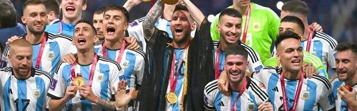 最史诗级的冠军领先优势崩盘盘点！阿森纳会加入这份名单吗？倚天足球